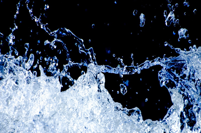 droplet, raindrop, blue, sea, photograph, food and drink, background, refreshment, abstract, flow, drop, flowing, timelapse, mid-air, waterdrop, close-up