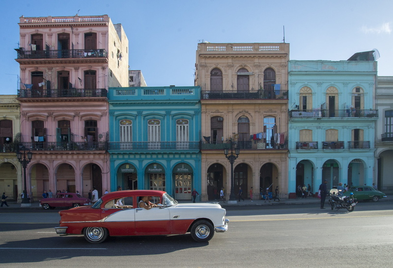 2K, city, luxury, day, built structure, la habana, havana, incidental people, road, architecture, the past, caribbean, building, building exterior, sky
