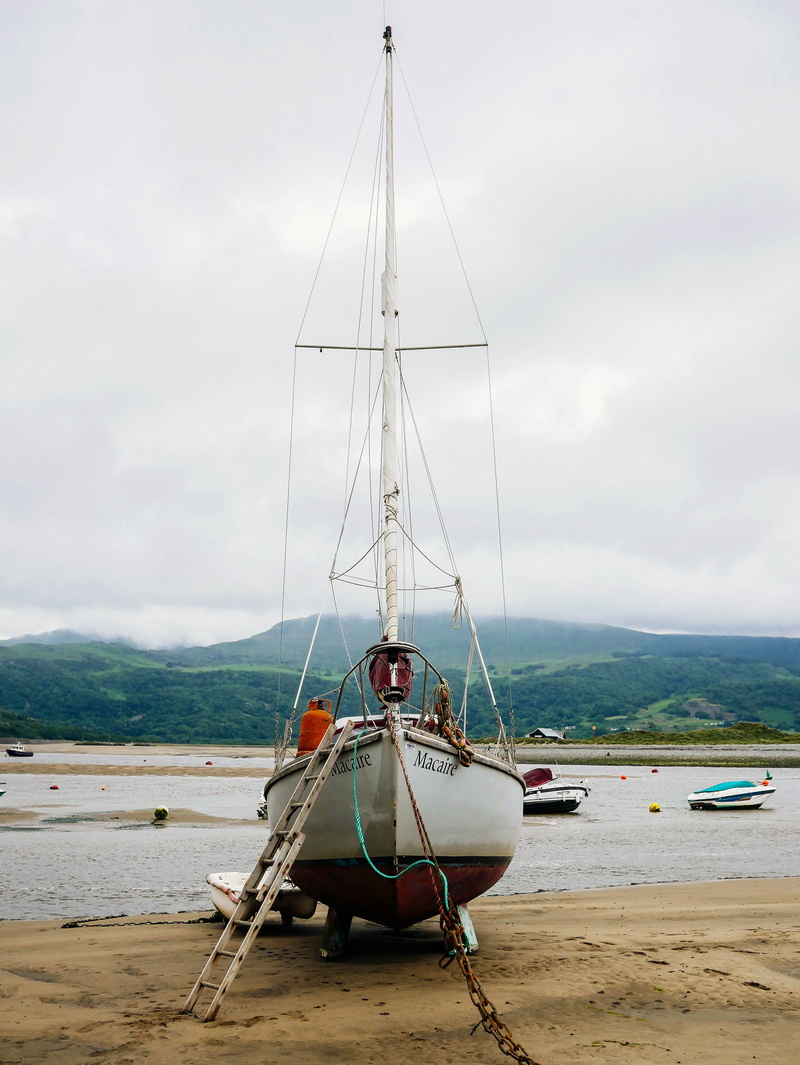 water, beach, cloud - sky, scenery, nautical vessel, overcast, mountain, mast, travel, sailing, sailboat, trees, transportation, day, 4K, mountains, summer