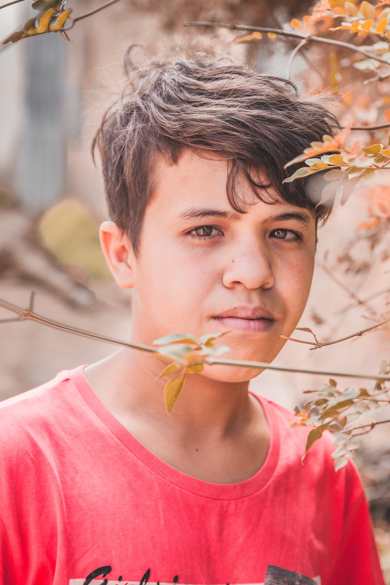 midday, lifestyles, portrait, kid, fade, shinny, algeria, vide, my little friend, one person, outdoors, eyes, day, focus on foreground, peace, poor kid