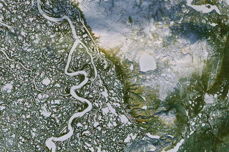 2K, Mackenzie River, Delta, Canada