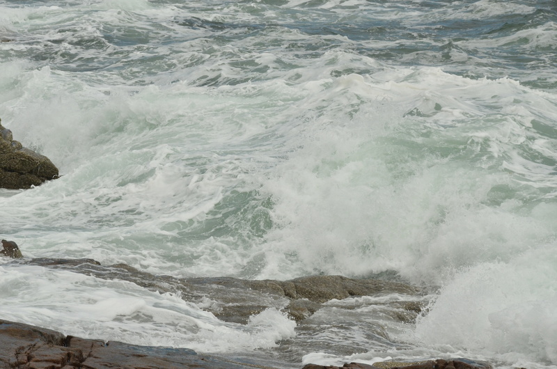ferocious, land, water, wild, sport, surfing, white, golf, branding, outdoors, power, splashing, power in nature, motion, flowing water, foam, high angle view