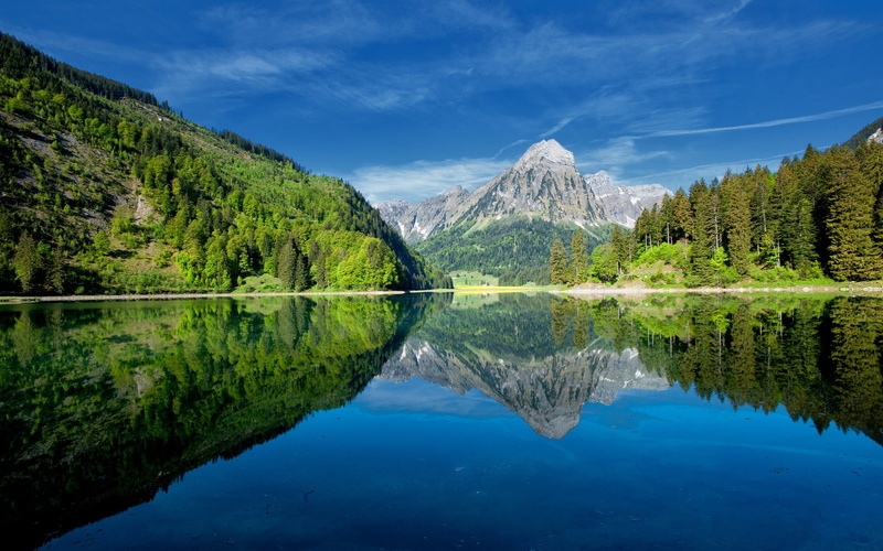 tranquil Scene, non-urban scene, alberta, cloud - Sky, 1080P, beauty In Nature, green, scenics, lake, summer, river, trees, famous Place, rocky Mountains