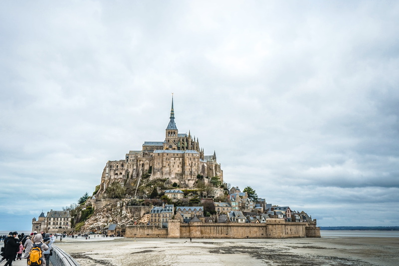 outdoors, urban, dome, cloud - sky, 2K, built structure, town, day, travel, human, abbey, building, castle, incidental people, architecture, normandy
