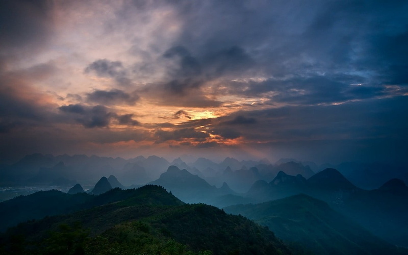 cloud - sky, atmosphere, scenics - nature, beauty in nature, majestic, orange color, non-urban scene, sky, mountain peak, dramatic sky, clouds, idyllic