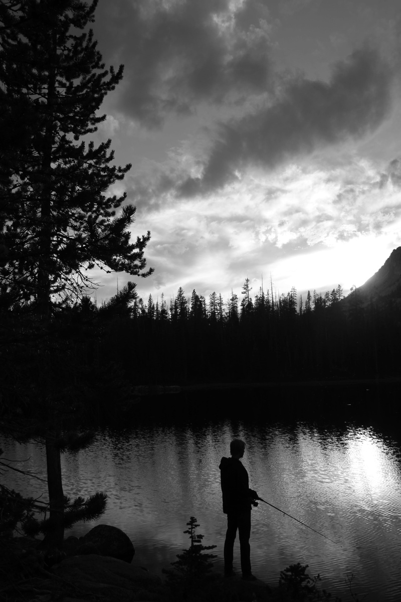 relaxation, rod, recreation, fisherman, tranquility, Wilderness, 4K, river, catch, male, one man only, lake, beauty in nature, vacation, Outdoors, leisure activity