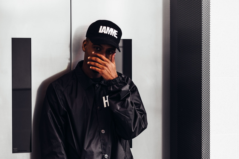 covering, door, standing, protection, gray, men, 5K, law, police force, waist up, front, government, black color, safety, uniform, man, face, indoors