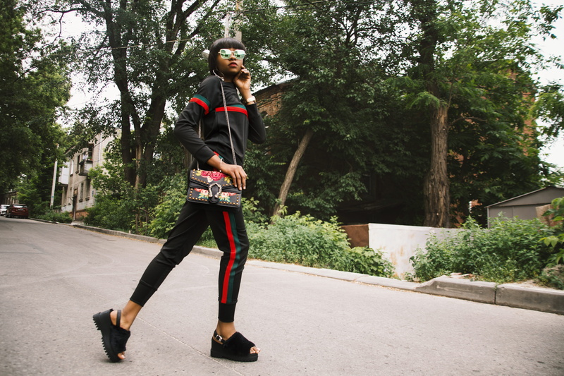 outdoors, clothing, 5K, young, casual clothing, wearing, gucci, leisure activity, girl, black, fashionable, nature, wear, fashion, woman, young women