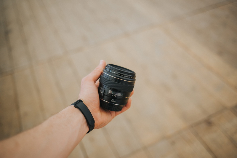 wood - material, electronics, canon, prime lens, holding, personal perspective, wood, indoors, prime, canon lens, human hand, technology, hardwood, day
