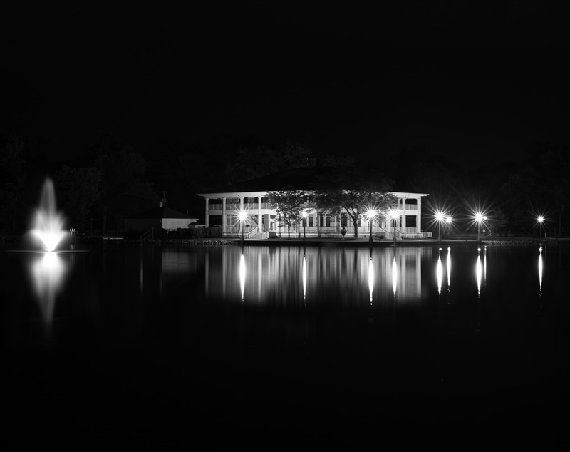 building, Black and White, 2K, concrete, tranquility, street light, moonlight, outdoors, water, nature, lighting equipment, park, buhl, light, casino