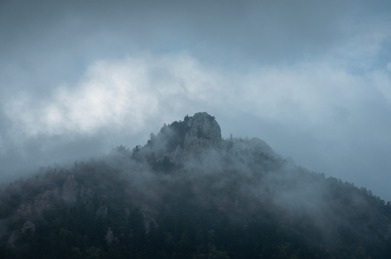 aerial, rock, plant, cloud, tranquil scene, misty, no people, land, non-urban scene, fog, photo, dramatic, green, legend, forest, mountain range