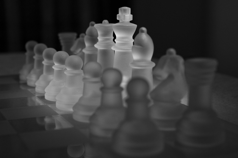 runners, play, competition, chess pieces, relaxation, king, leisure activity, 5K, planning, challenge, knight - chess piece, no people, arts culture and entertainment