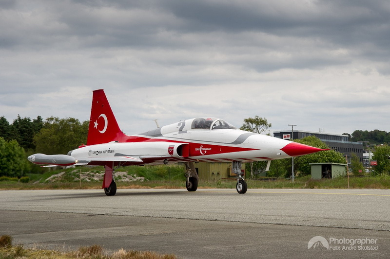 acrobatic, air, f 5, 720P, stars, aircrafts, fighter, northrop, turkish, dom, team