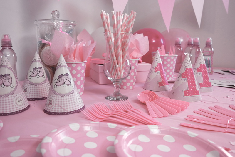 child, preparation of the, food, party - social event, large group of objects, set, setting, white, the adoption of, hat, close-up, pattern, event, pink color