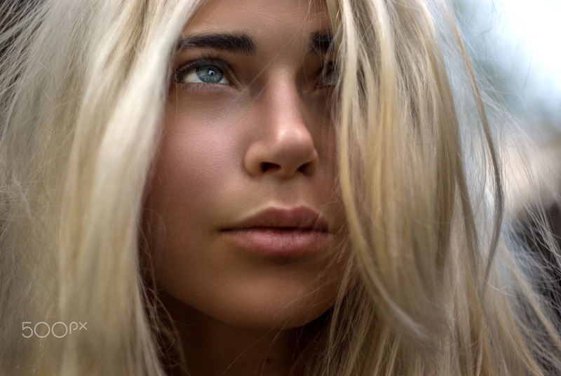 looking away, close-up, Katya Kavinsky, model, 1080P, long hair, beautiful woman, body part, young adult, one person, portrait, straight hair, blonde