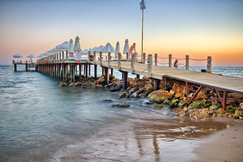sunlight, nature, wooden, brown, daytime, sea, 5K, sea  beach, Sorgun, antalya, bridge, port  dock, sunset, turkey, beach, sky  blue, summer  holiday