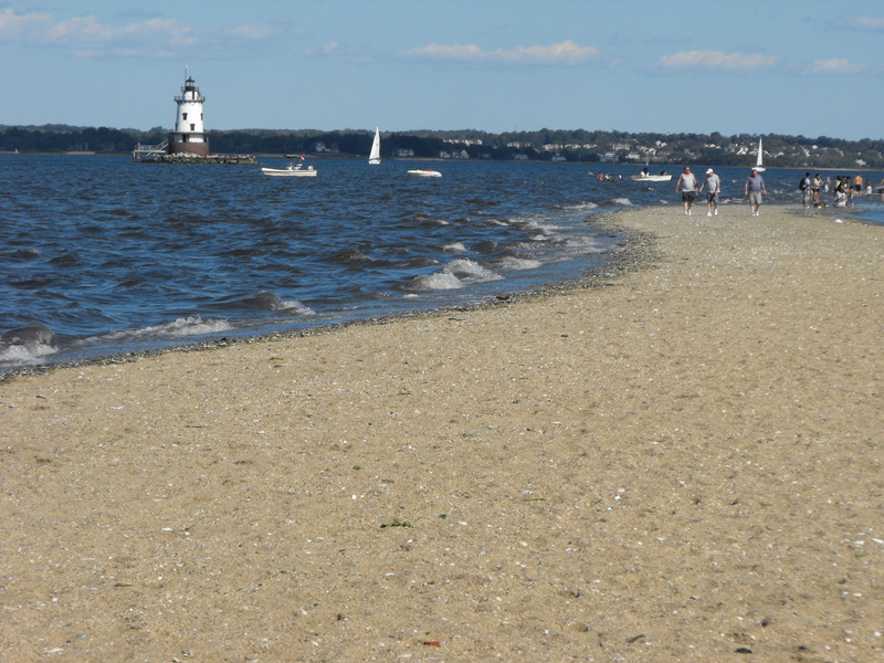 large group of people, group of people, direction, tower, sea, nature, day, sand, seaside, 2K, Rhode Island, sailboat, land, incidental people, water