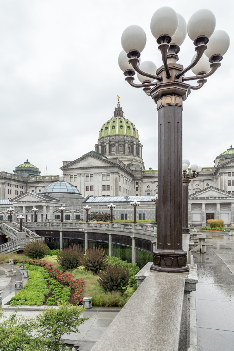 capital, harrisburg, legislature, lighting equipment, cloud - sky, building exterior, 4K, congress, building, shrubbery, government, granite, rain, wet