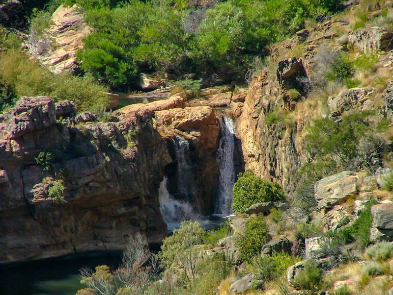shrub, eroded, tree, bush, tranquil scene, flowing, trees, non-urban scene, waterfall, land, mountain, nature, formation, physical geography, rock, 2K