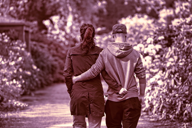 emotion, arms around, people, adult, males, three quarter length, shrubbery, person, women, love, together, lifestyles, pathway, couple, 5K, movement