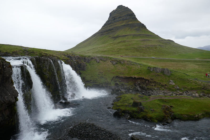 peak, sky, tranquil scene, beauty in nature, got, waterfalls, iconic, waterfall, iceland, land, stream, motion, green color, game of thrones, nature, power in nature