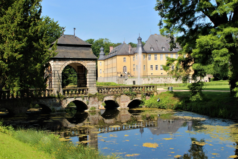 garden, history, connection, pond, arch, day, bridge, the past, schloss dyck, germany, lake, architecture, building exterior, fountain, built structure