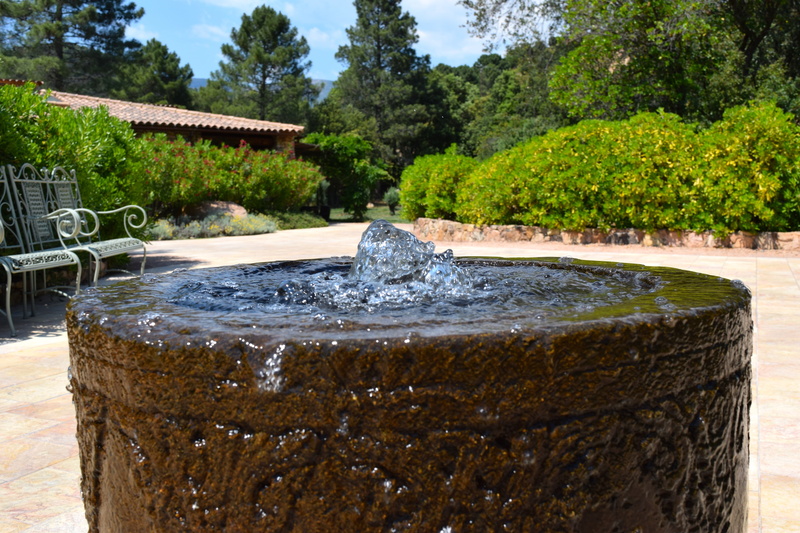 metal, bark, 5K, park, plant, front or back yard, france, outdoors, water, solid, nature, corsica, sky, wet, no people, built structure, day, rock, flowing water