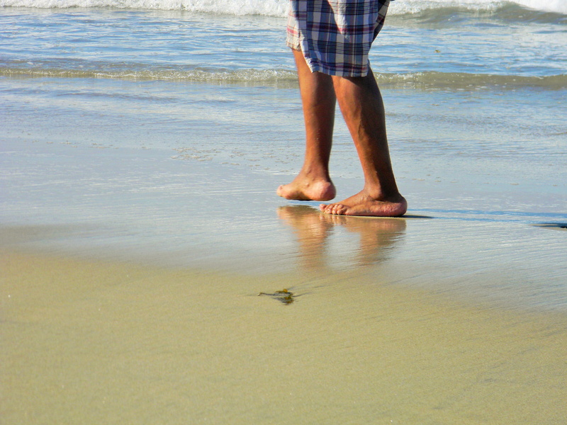 water, body part, sea, day, barefoot, land, men, lifestyles, human body part, walk, shorts, real people, mexico, human leg, beach, leisure activity, standing