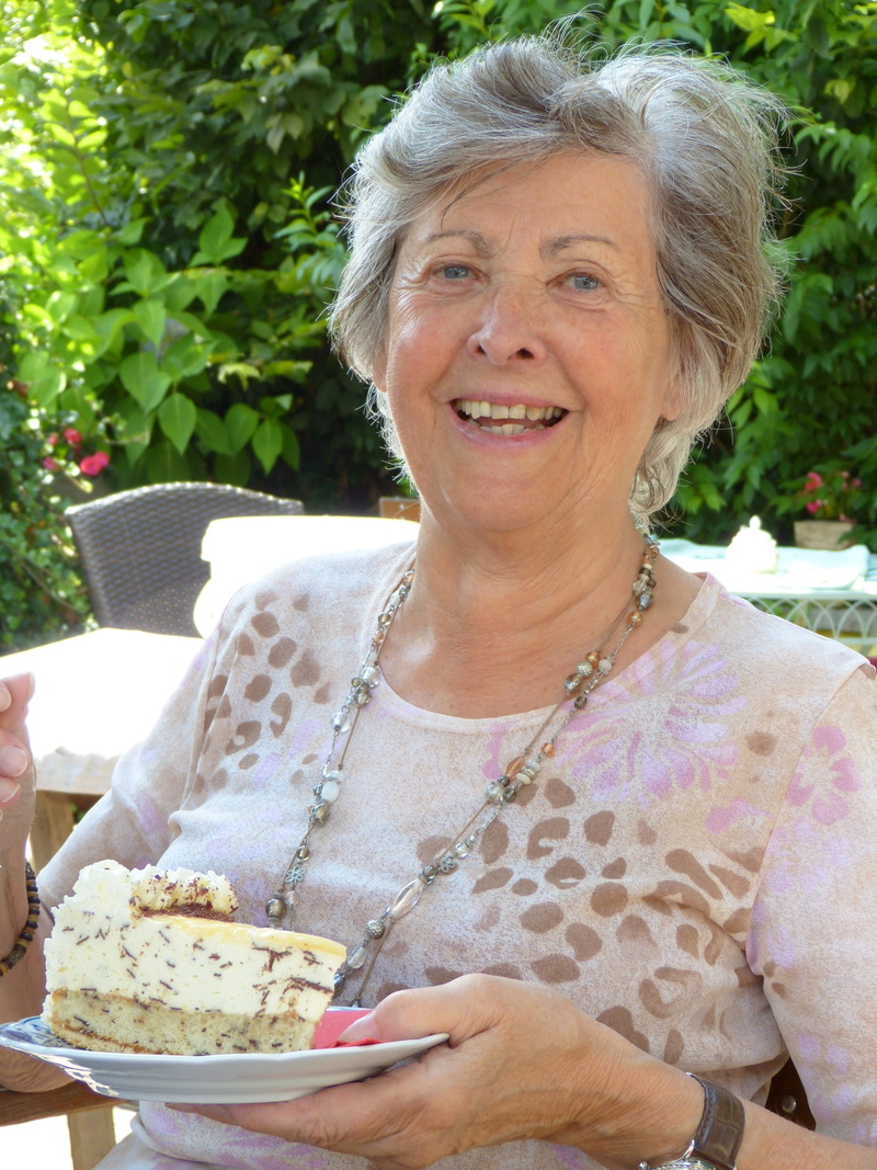 joy of life, old, smiling, food, cafe, looking at camera, woman, adult, waist up, grow old, day, food and drink, pensioner, fold, holding, age, cake, enjoy