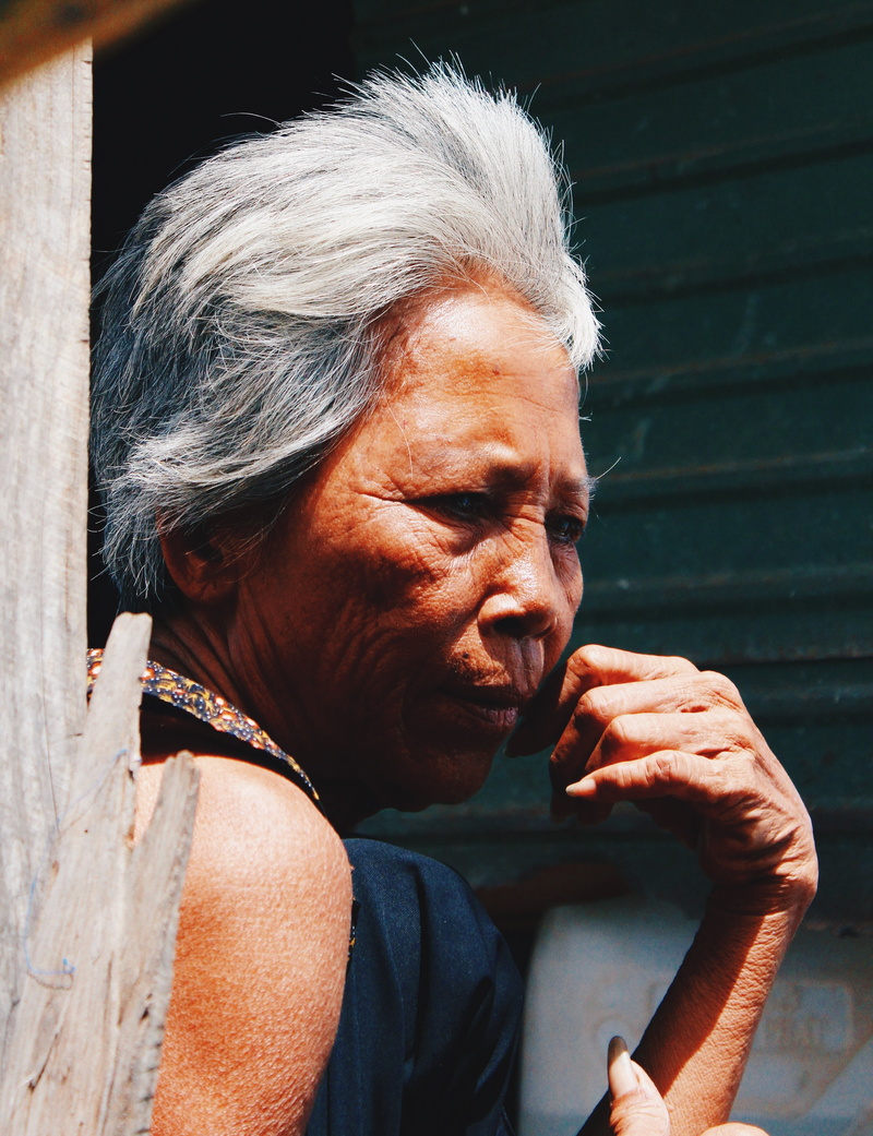 mature, elderly woman, portrait, day, focus on foreground, front view, close-up, female, s, lady, gray, men, one Person, real people, elder, wrinkles, senior