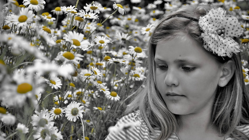 flowers, selective coloring, 1080P, daisies, hair bows, children