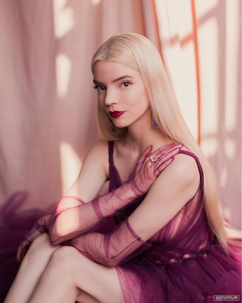 earring, purple dress, Anya Taylor-Joy, actress, long hair, 720P, blonde, makeup, lipstick, sunlight, women, elbow gloves