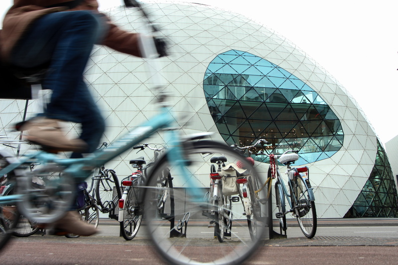 activity, Eindhoven, men, commuter, netherlands, bicycle, on the move, Cycling, street, 5K, adult, center, town, motion, passing, group of people, city