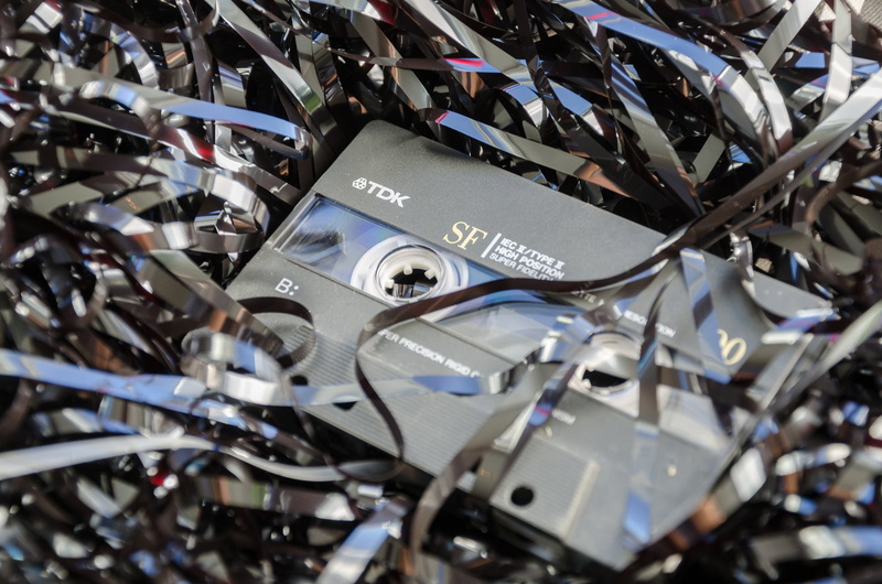 tdk, in a row, connection, cassette tape, broken, large group of objects, silver colored, close-up, 2K, electrical equipment, obsolete, closeup, metal