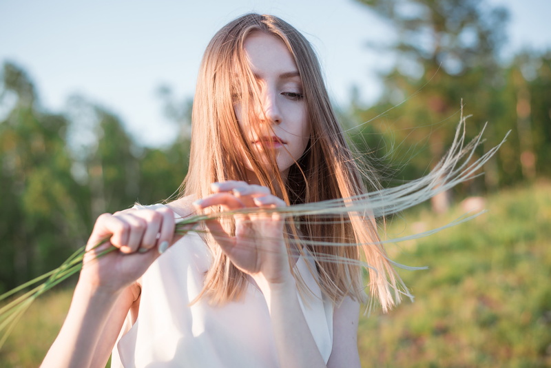 beauty, nature, blond hair, beautiful woman, young women, hair in face, young adult, adult, holding, 2K, outdoors, teenager, music, plant, depth of field