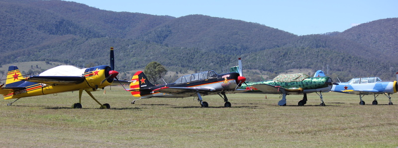 aerospace industry, airshow, propeller airplane, no people, airplanes, airplane, air vehicle, vintage, 5K, plane, aviation, green, fighter plane, antique