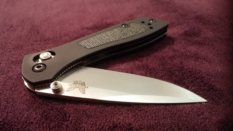 studio shot, scissors, penknife, knife, 4K, folding, metal, red, aggression, cutting, colored background, pocketknife, close-up, no people, sharp, knife - weapon