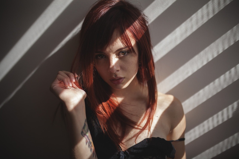 long hair, headshot, beautiful woman, young adult, hairstyle, women, hair, bangs, front view, tattoo, piercing, sunlight, adult, shadow, portrait, lifestyles