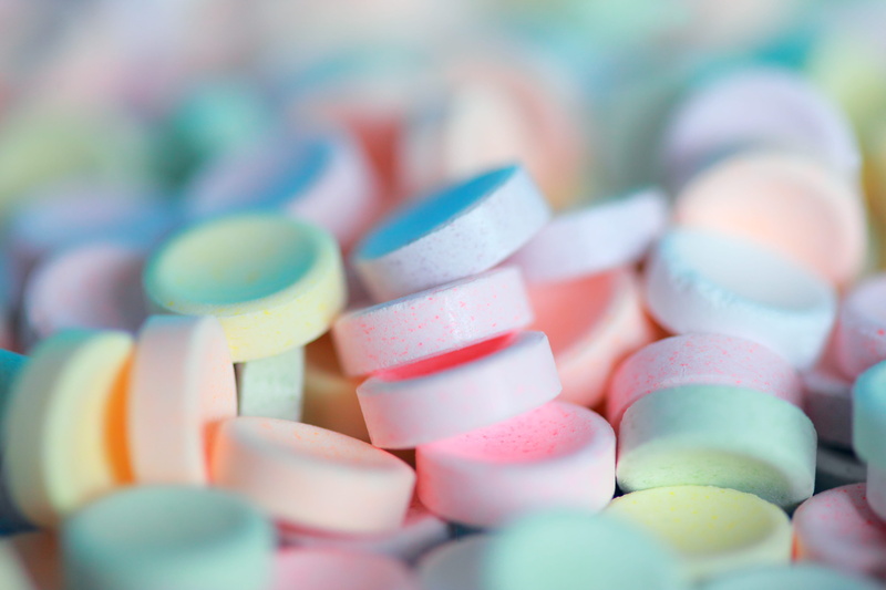 excess, pastel, large group of objects, food and drink, sweet, indoors, lot, sweets, candy, abundance, temptation, candy heart, food, candies, no people