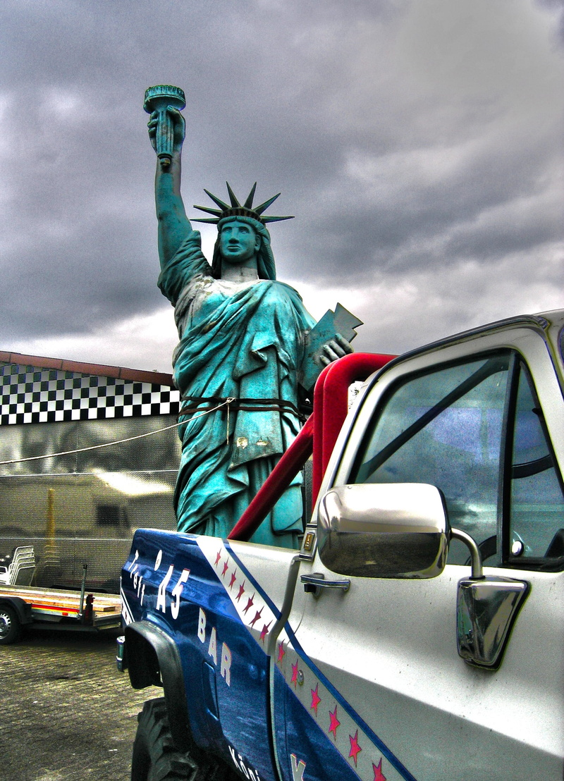 government, human representation, nature, imitation, Statue Of Liberty, sculpture, Liberty, outdoors, architecture, no people, 1080P, Replica, land vehicle