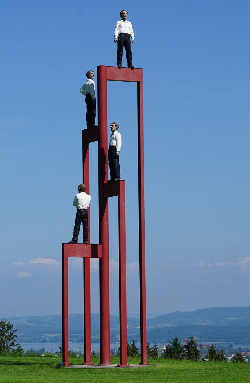 copy Space, natural Phenomenon, adult, wolf mountain, one Person, sky, human representation, business, caucasian Ethnicity, 5K, achievement, clear sky