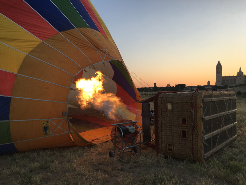 aerostatic, mode of transportation, fire - natural phenomenon, no people, grass, heat - temperature, Fabric, hot Air Balloon, sky, burners, Balloon, outdoors