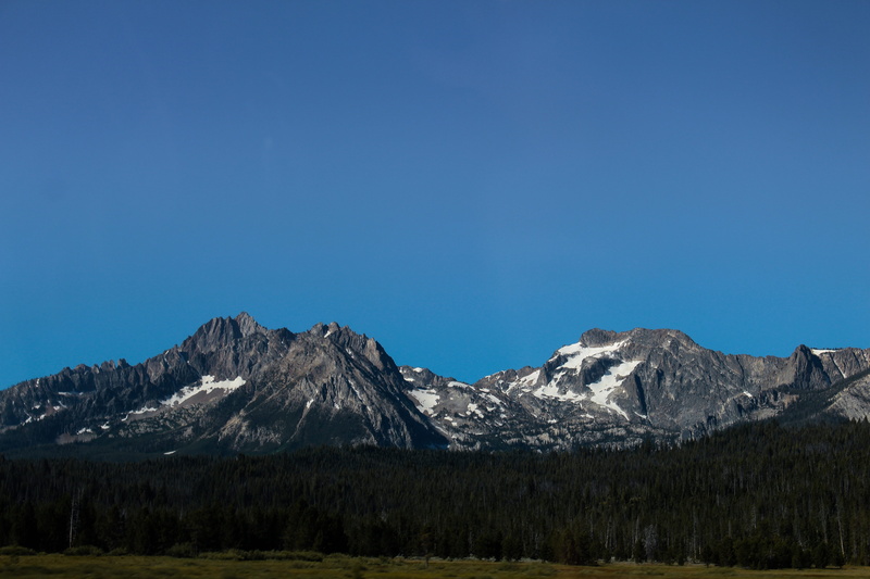 mountain, snow, peaks, idaho, forest, non-urban scene, scenics - nature, sky, beauty in nature, plant, blue sky, nature, mountains, formation, tranquility