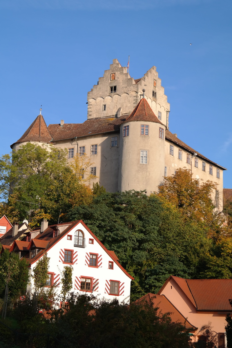 tower, hillside castle, building Exterior, tree, Burg Meersburg, no people, history, place of worship, plant, roof, 5K, blue, architecture, old, built Structure