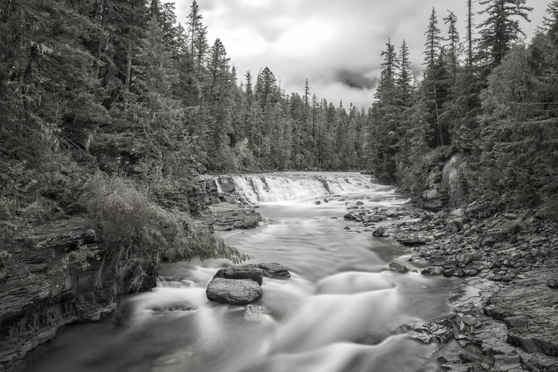 woodland, scenics - nature, beauty In Nature, long exposure, stream, mountain, Park, power in nature, tree, River, rocky mountains, River, flowing Water