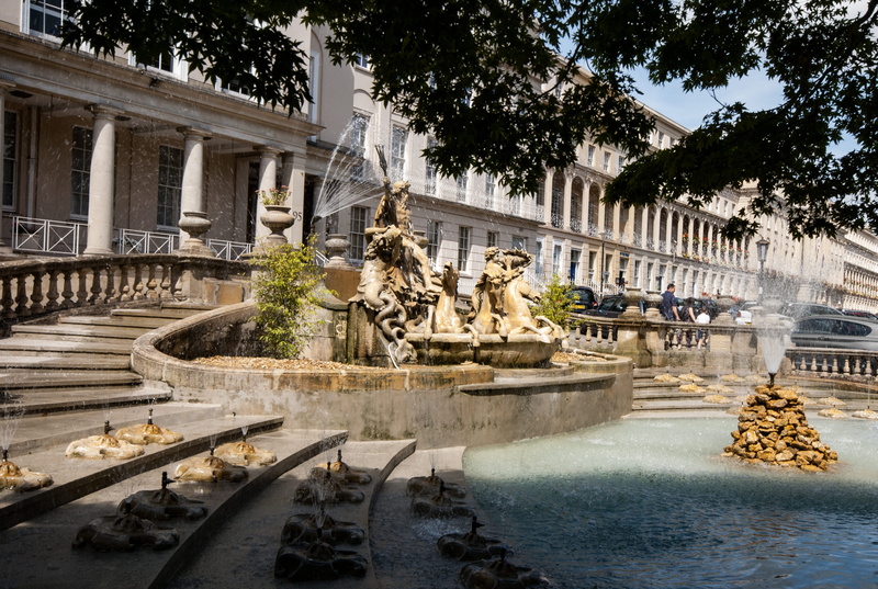 travel destinations, architectural column, plant, united kingdom, representation, water, sculpture, creativity, built structure, human representation, art and craft