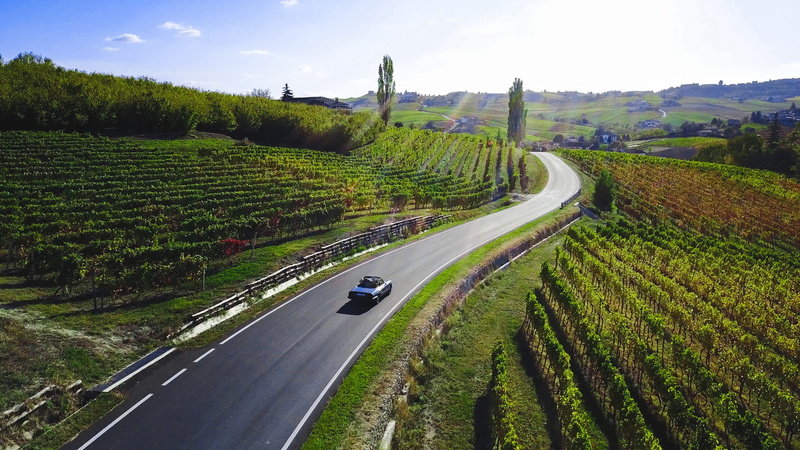 italië, mode of transportation, alpha, nature, road, sky, asphalt, 4K, highway, countryside, scenics - nature, piemonte, wine, way, car, environment, sports car