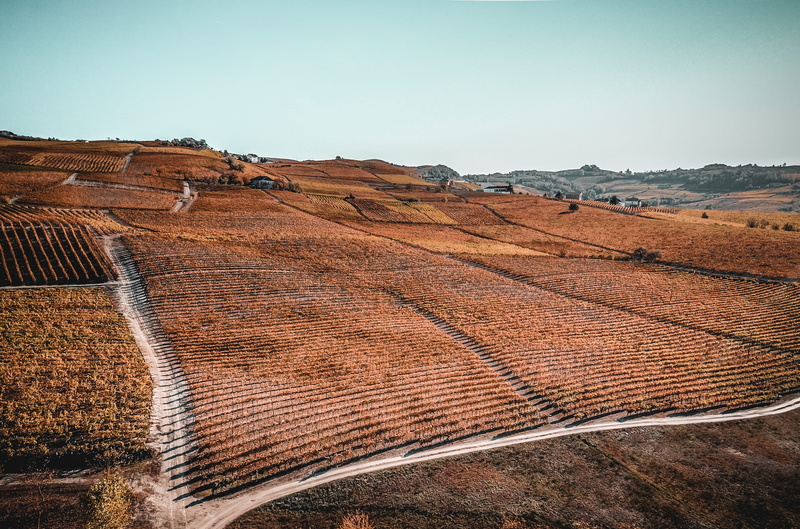 4K, field, amphitheater, rug, tranquil scene, mountain, clear sky, tile roof, remote, travel destinations, travel, brown, outdoors, scenery, non-urban scene