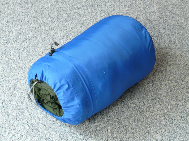 lying down, inflatable, heat, day, sleeping bag, camping, people, copy space, sleep, can, packed, rest, bottle, camping equipment, sleeve, 2K, blue, damaged