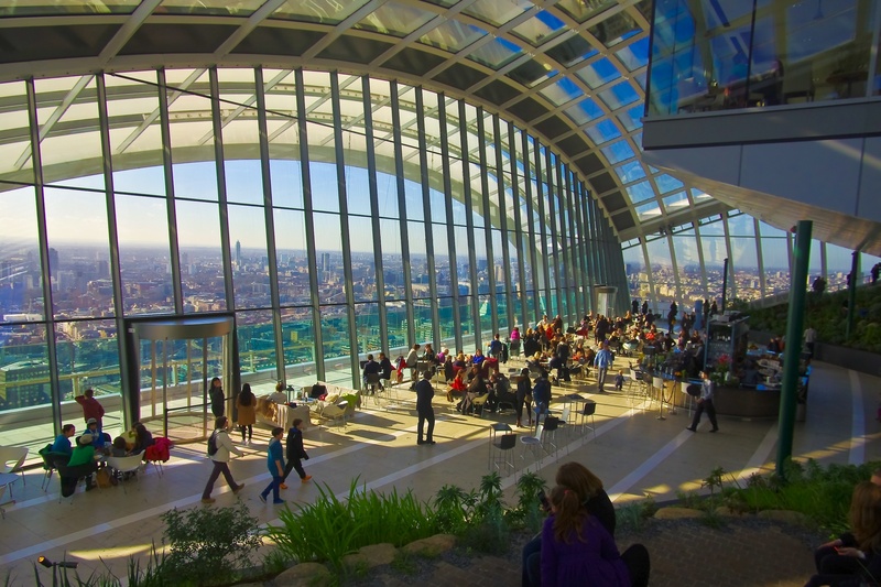1080P, building, crowd, city, women, tourism, rooftop garden, ceiling, architectural column, skyscraper, architecture, walkie talkie, large group of people